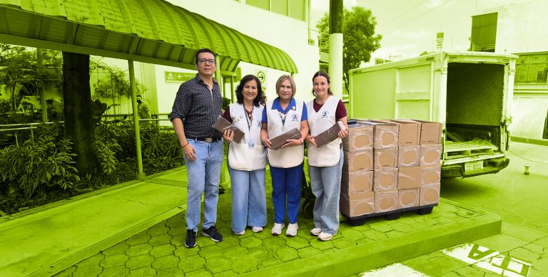 Inprofarm realiza donación al Comité de Damas de SOLCA Guayaquil